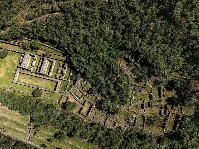 Historic Inca city, fortress, Choquequirao, also Choquequirau, in the mountain jungle, cultural, religious center of the Inca, archaeological site, ruined city of the Inca, southern Peru, Andes, Peru, South America