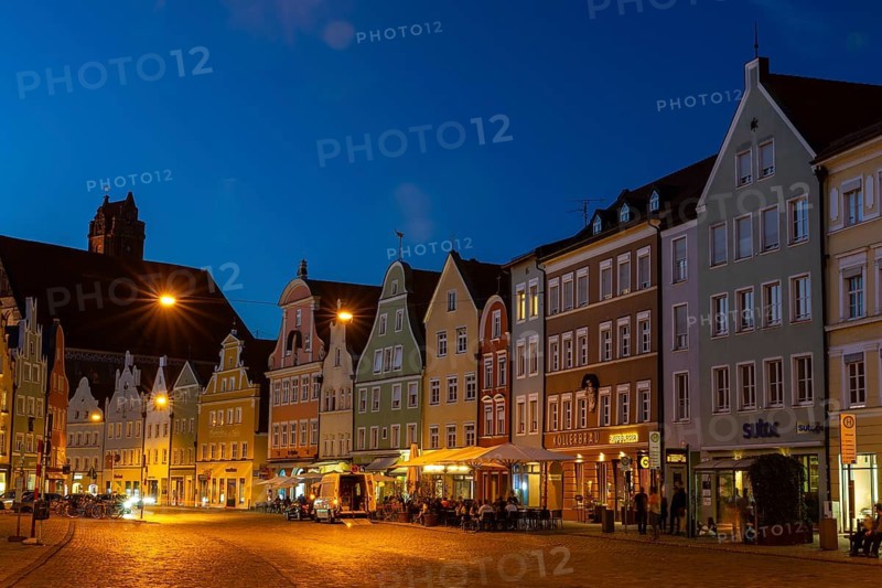 Renaissance houses, Renaissance building style, Blaue Stunde, Altstadt, Landshut, Lower Bavaria, Bavaria, Germany
