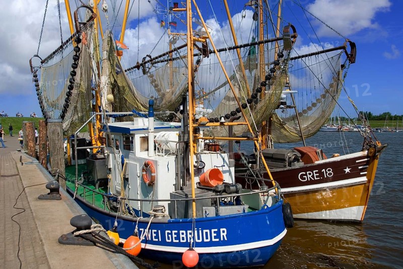 Germany, Lower Saxony, East Frisia, Greetsiel, Hafen, Fischerboote, shrimp boat, Fischkutter, Greetsiel - Krummhörn, Lower Saxony, Federal Republic of Germany