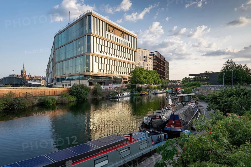 Houseboats moored, office and commercial buildings, Regent's Canal Towpath, Camden Town, London, England, Great Britain, Great Britain