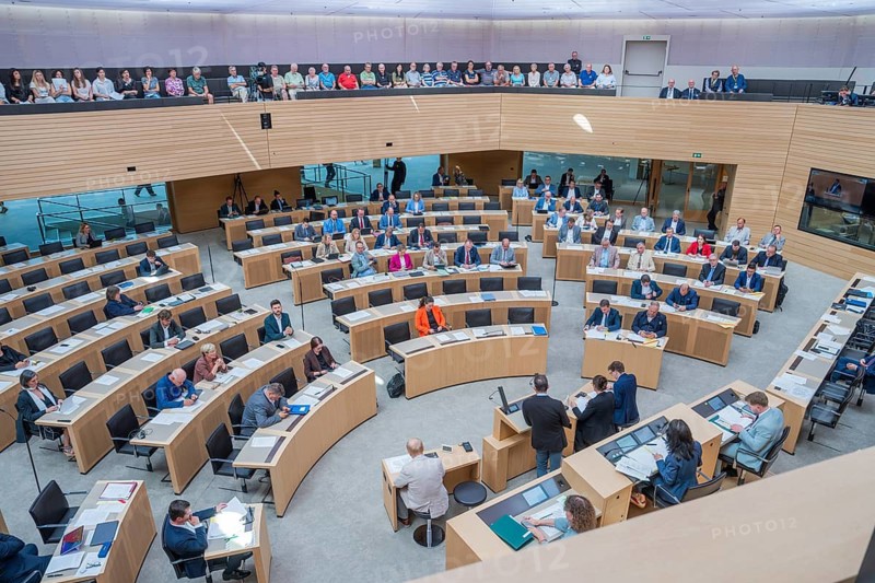 Parliamentary Assembly in meeting room with numerous participants, State Parliament of Baden-Württemberg, Stuttgart, Germany