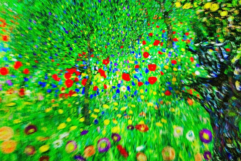 Blossom carpet, green flower meadow, abstract, immersive exhibition, digital art, famous paintings, colorful projections on walls, Gustav Klimt, motion blur, art museum, Port des Lumieres, Westfield Überseequartier, Hafencity, Hamburg, Germany