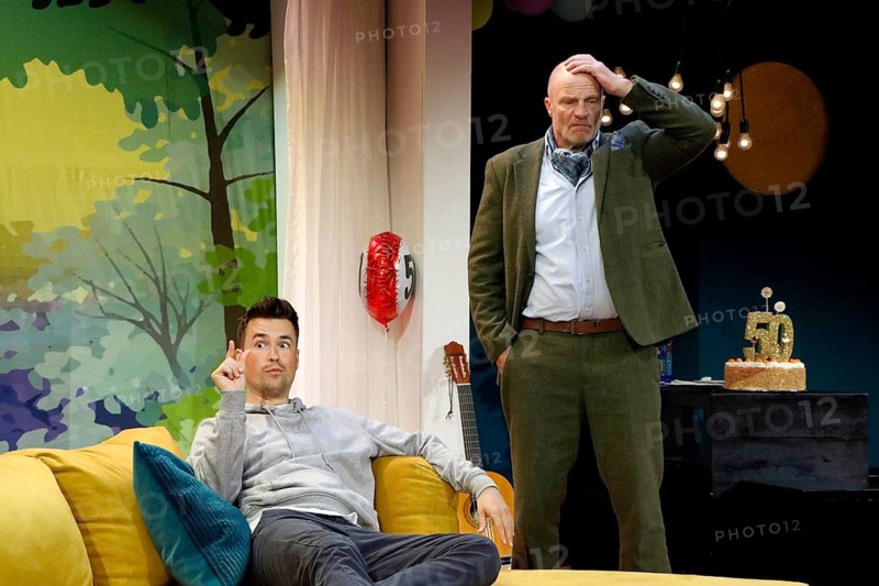 Louis Held and Thorsten Nindel during the photo rehearsal for Es ist nur eine Phase, Rabbit in the comedy am Kurfürstendamm in the Ernst-Reuter-Saal in Berlin on 30.4.2026