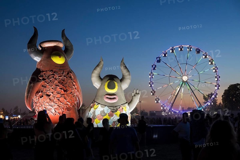Mascot Highviech and Ferris wheel at the Highfield Festival on Friday, Störmthaler See, 14.08.2026