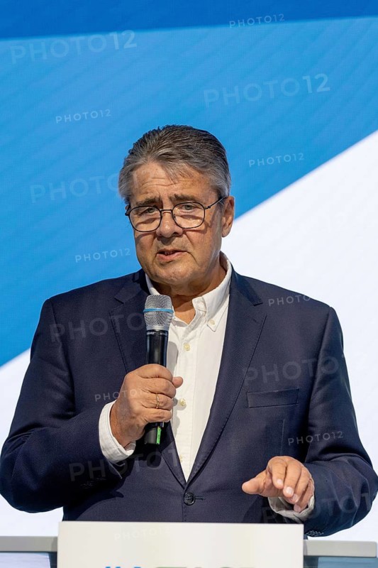 Sigmar Gabriel, Chairman of the Atlantik-Brücke and former Vice-Chancellor, at the SACEUR discussion organised by the Atlantik-Brücke – International Aerospace Exhibition (ILA), Berlin ExpoCenter Airport, Schönefeld, 11 June 2026