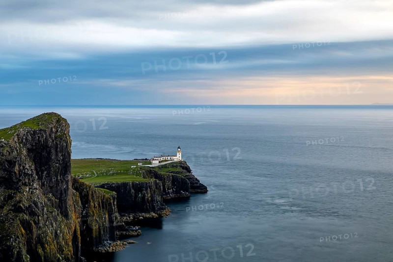 Scotland, Isle of Skye, Neist Point Lighthouse, sunset