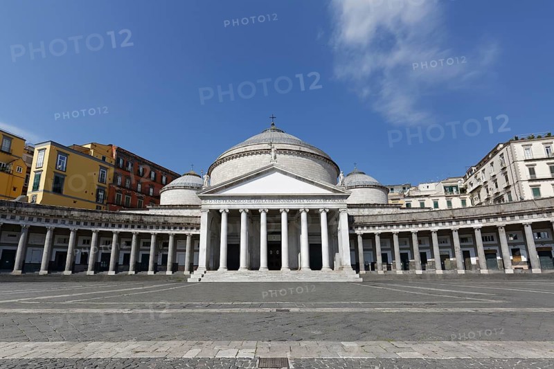 Piazza del Plebescito, Basilica di San Feancesco di Paola and Colonnade, Naples, Campania Province, Italy
