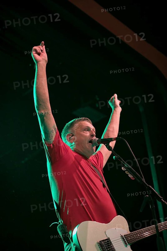 Chris DeMakes, singer of Less Than Jake live on Europe Tour 2026 at Berlin's Columbia Theater on 30.07.2026