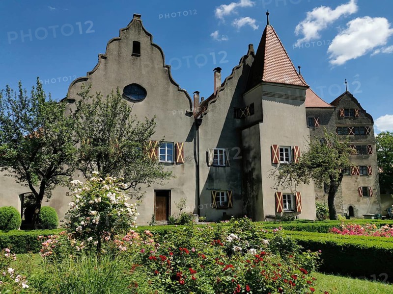 Schlossgarten, Burg, Harburg Castle, Donau-Ries District, Swabia, Bavaria, Germany