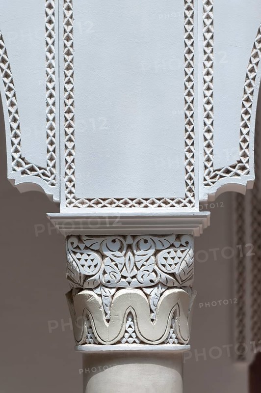 Columns in Riad, Column, traditional, decorated, ornament, decoration, art, construction, building, house, architecture, oriental, arabic, orient, Marrakech, Morocco