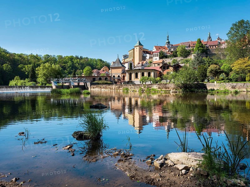 View of the town of Loket on the River Cheb, Loket, Bohemia, West Bohemia, Karlovy Vary, Karlovy Vary Region, Karlovarský kraj, Czech Republic, Ceská Republika