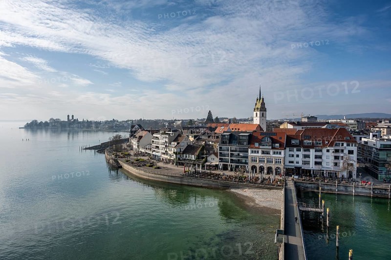 View from the approximately 22 meter high Mole Tower with a view of the lakeside promenade and city center of Friedrichshafen, on the far left the twin towers of the castle church, Lake Constance, Baden-Württemberg, Germany