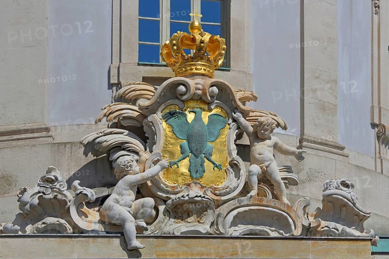 City coat of arms with eagle figure, heraldic animal and putti with decorations and golden crown, built in 1755, handicraft, detail, Old Town Hall, Old Market, Potsdam, Havelland, Brandenburg, Germany