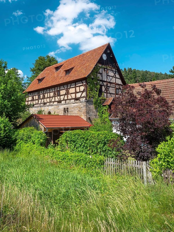 The interest floor of Paulinzella Abbey from the 12th century, half-timbered extension around 1600, Paulinzella, Thuringia, Germany