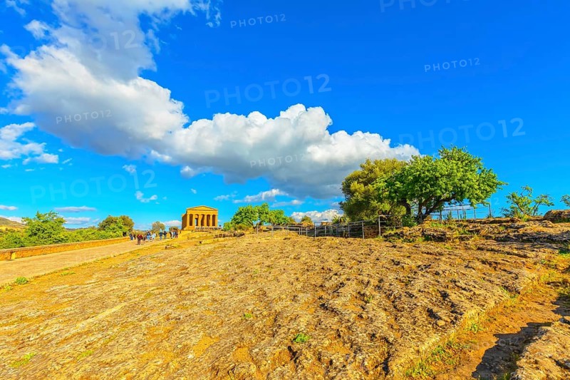 Temple of Concordia, Valley of Temples, Agrigento, Sicily, Italy