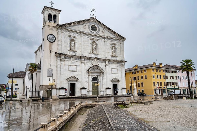 Piazza Grande main square with church Chiesa del Santissimo Redentore, Palmanova, Friuli-Venezia Giulia, Italy