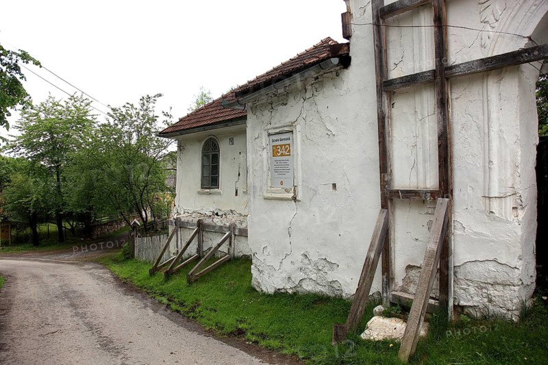 Rosia Montana mining village, Goldbach, historically important community known for its ancient Roman gold mines and the long-standing conflict over a planned open-cast mining project, Verespatak Hungarian, municipality in Alba County in Transylvania, Romania