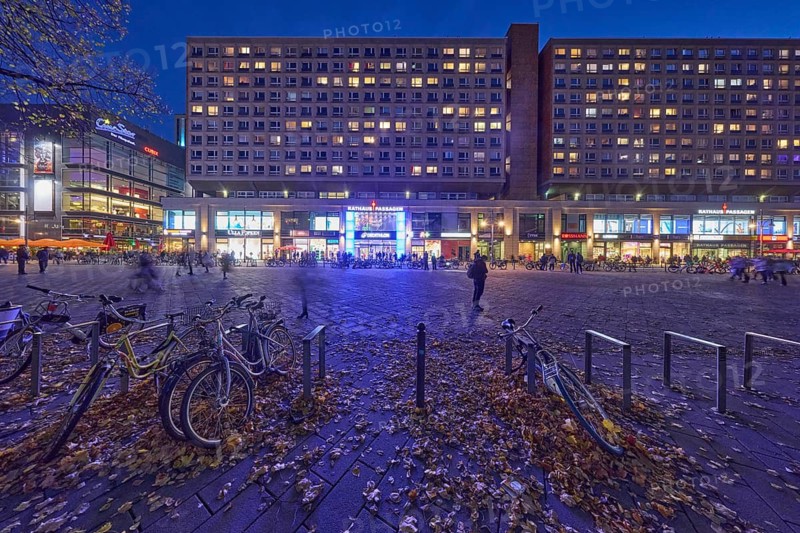 Rathaus Passagen shopping centre in the evening, Rathausstraße, Berlin, capital city, independent city, federal state of Berlin, Germany