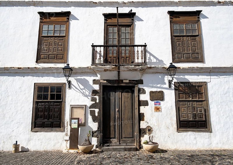 Typical white houses with wooden doors and windows, Teguise, Lanzarote, Canary Islands, Spain