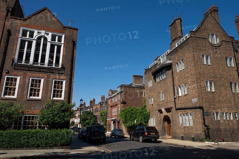 Brick buildings, traditional London townhouses, Royal Borough of Kensington and Chelsea, London, Great Britain, England, Great Britain