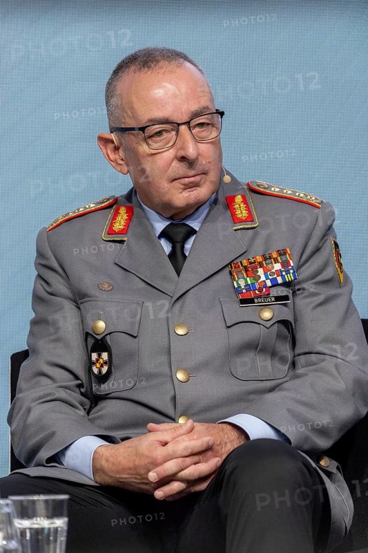 General Carsten Breuer, Inspector General of the Bundeswehr, at the SACEUR discussion organised by the Atlantik-Brücke – International Aerospace Exhibition (ILA), Berlin ExpoCenter Airport, Schönefeld, 11 June 2026