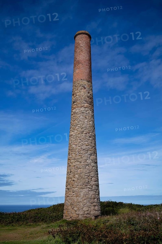 Chimney, ruin, Levant mine, tin mine, tin mine, mining, Pendeen, Trewellard near St Just in Penwith, Cornwall, England, Great Britain, Great Britain