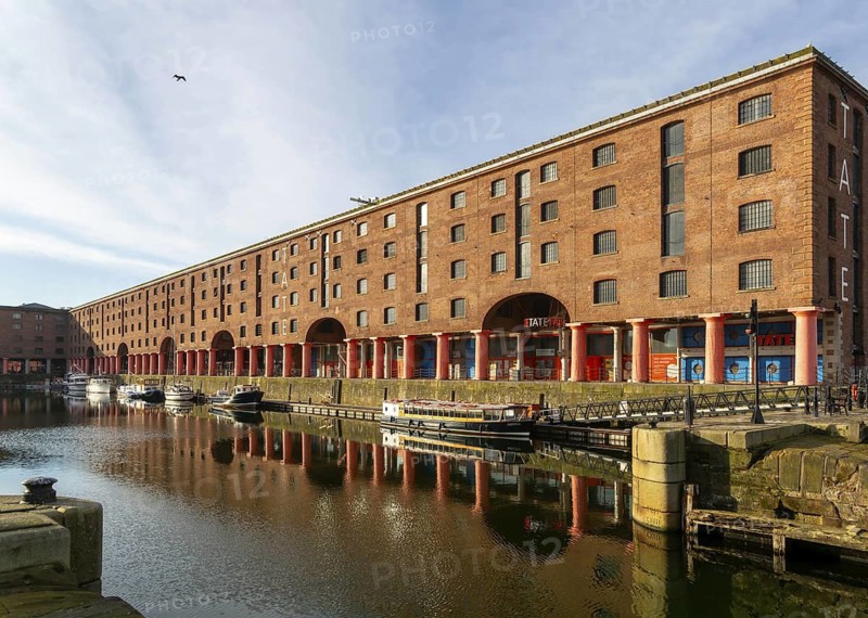 Tate Liverpool art gallery, Royal Albert Dock, Pier Head, Liverpool, England, UK