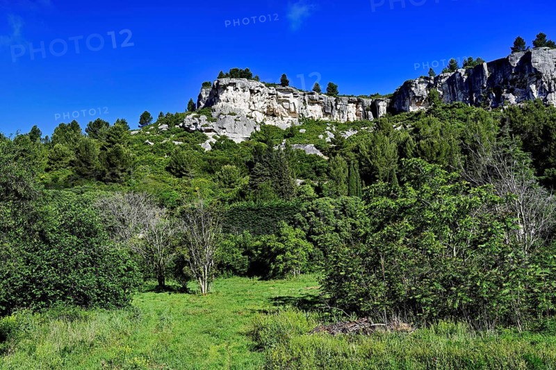 Rugged landscape with limestone and bauxite rocks, Les Baux-de-Provence, Alpilles, southern France, France