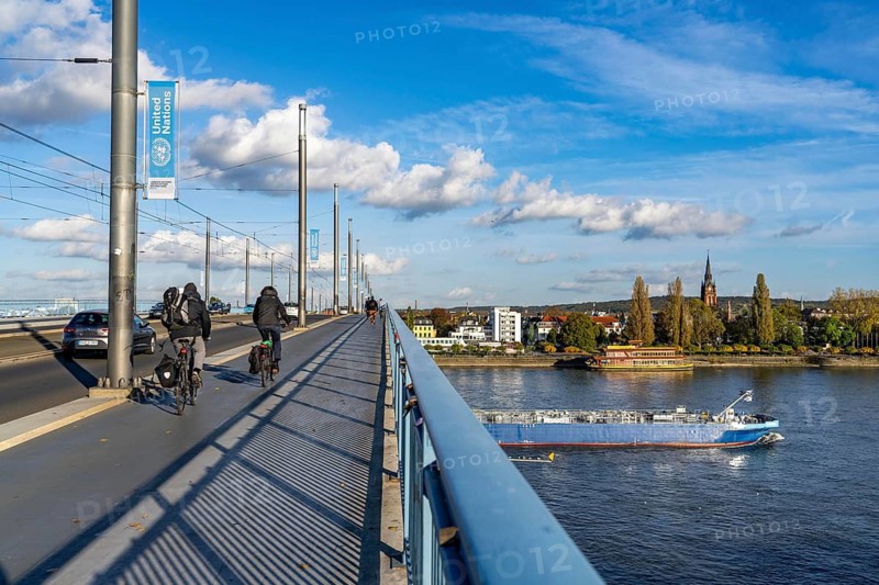 Traffic on the Kennedy Bridge, middle of the 3 Rhine bridges in Bonn, connects the centre of Bonn and the district of Beuel, federal road B56, light rail lines and footpaths and cycle paths, Bonn North Rhine-Westphalia, Germany