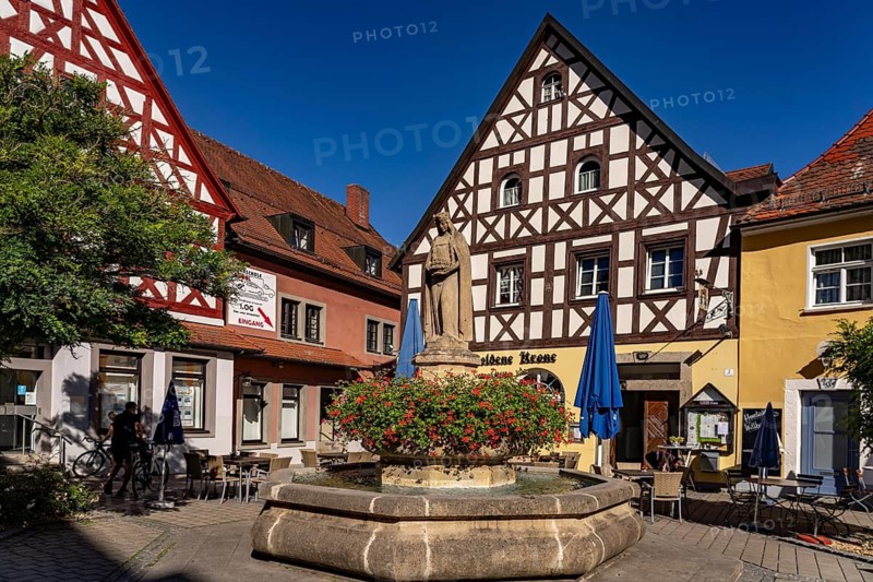 Elisabeth Fountain on the market square in Pottenstein in Franconian Switzerland, Bavaria, Germany