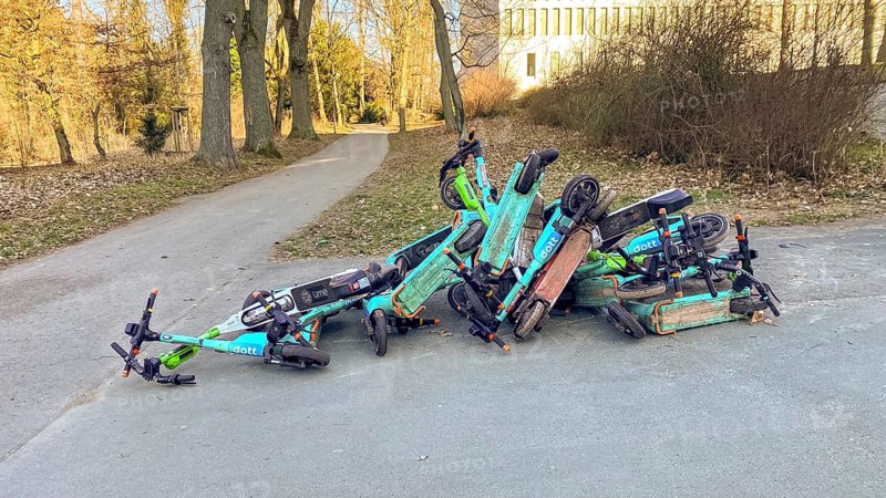 Electric scooters, overturned and stacked on top of each other, vandalism, Westend-Nord, Frankfurt am Main, Hesse, Germany