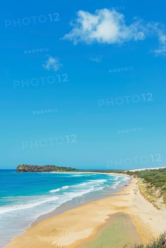 Seventy Five Mile Beach, Great Sandy National Park, Fraser Island, Queensland, Australia