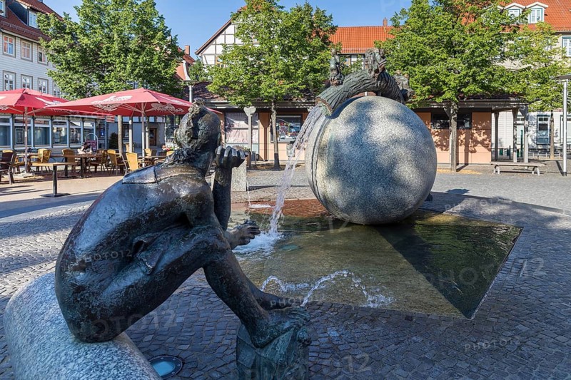 Fountain on Nicolai Square, Wernigerode, Harz Mountains, Saxony-Anhalt, Germany