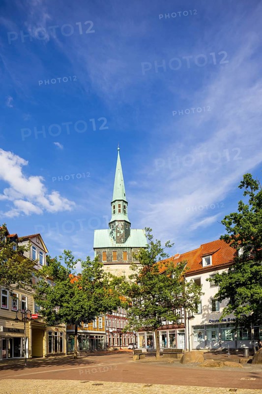 Osterode am Harz is a medium-sized town and independent municipality in the south-east of the state of Lower Saxony in the district of Göttingen on the south-western edge of the Upper Harz Mountains. Kornmarkt, Church of St Ägidien, Osterode, Osterode, Lower Saxony, Germany