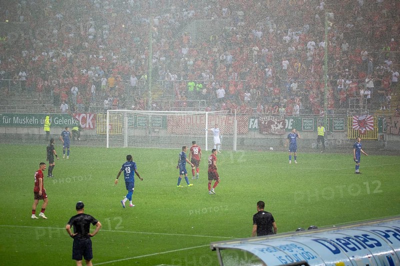 Football Oberliga Rhineland-Palatinate/Saar, Season 2024/25, Matchday 34: 1 FC Kaiserslautern II v FK Pirmasens***The rain got heavier and heavier and a long stoppage in play followed