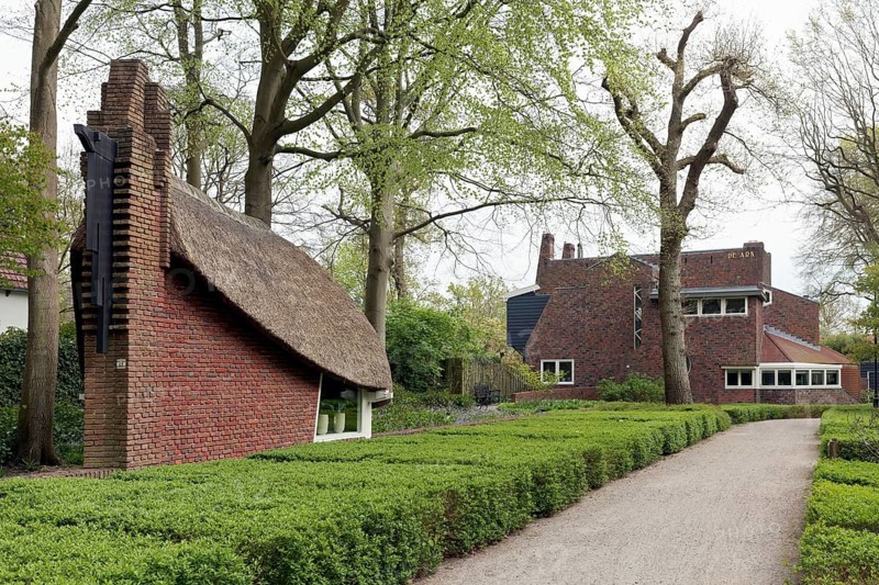 De Ark, villa from 1917, garden house in the shape of a ship's bow, brick architecture, Meerwijklaan villa neighbourhood, Bergen, province of North Holland, Netherlands