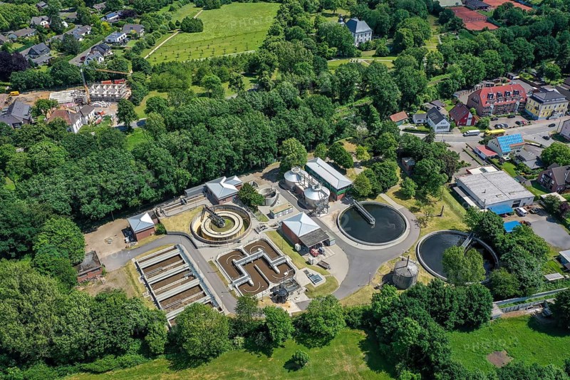 Voerde, Lower Rhine, North Rhine-Westphalia, Germany, Voerde wastewater treatment plant, Wastewater treatment in the modernised wastewater treatment plant