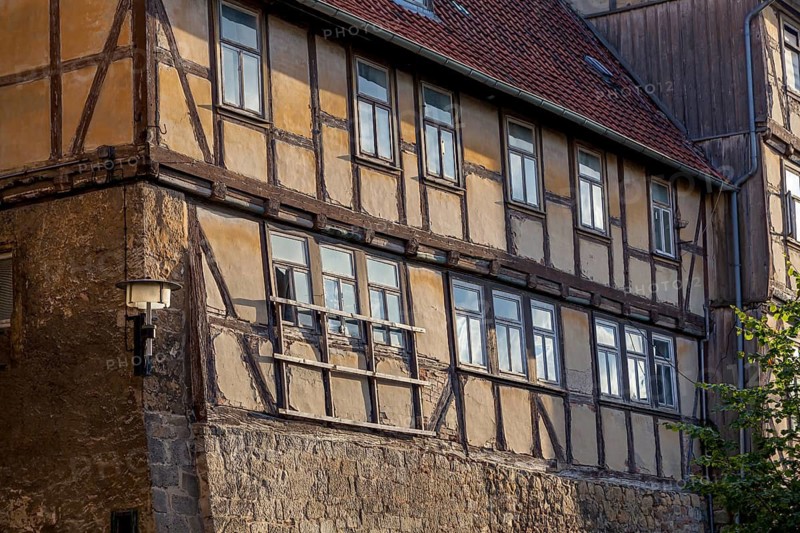 Old half-timbered house, dilapidated, in need of renovation, Blankenburg, Saxony-Anhalt, Germany