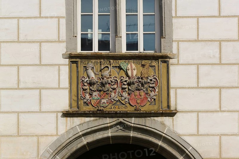 Alliance coat of arms of Count Rudolf VI von Helfenstein and Anna Maria von Staufen on Helfenstein Castle, elephant, heraldic animal, Wiesensteig Castle, residential castle of the Helfensteins, historic building, Renaissance style, architecture, former residence, town house, former seat of the Counts of Helfenstein-Wiesensteig, façade, window, Wiesensteig, Filstal, Baden-Württemberg, Germany