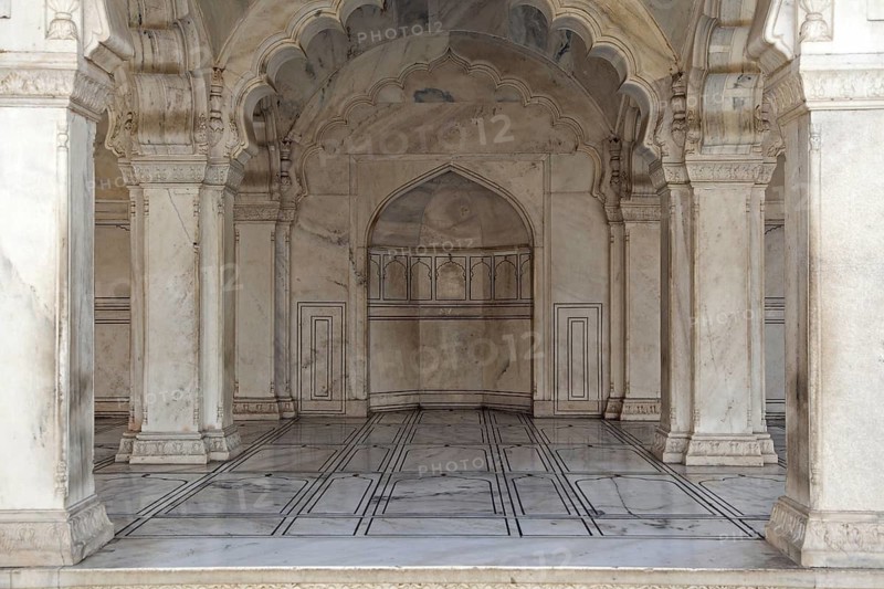 Interior in marble of the Agra Fort, Red Fort in Agra, Uttar Pradesh, India
