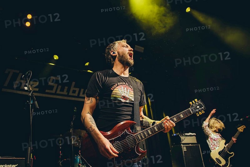 Billy Lunn, singer and guitarist from The Subways live on For Eternity Tour 2025 at Hole44 in Berlin on 29.11.2025