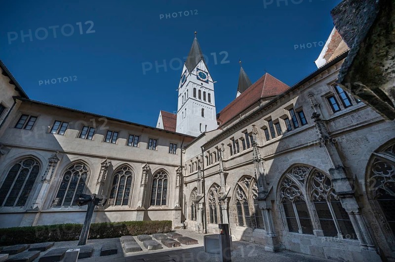 Eichstätt Cathedral with inner courtyard, late Gothic around 1718, Eichstätt, Upper Bavaria, Germany