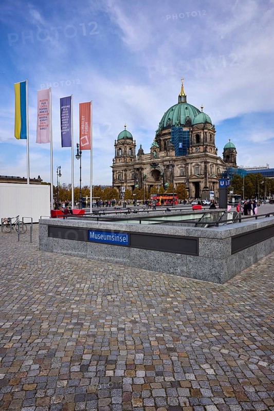 Underground station Museum Island and Berlin Cathedral, Berlin, capital city, independent city, federal state of Berlin, Germany