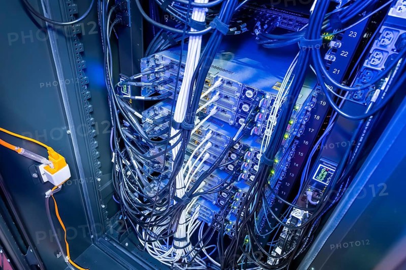 The Dresden-Rossendorf research centre invited visitors to experience science and research up close and to talk to researchers. During numerous guided tours of large-scale equipment and laboratories, visitors were able to take a look behind the scenes of current research and discover its full spectrum. HZDR: Information services and computing New data centre The HZDR's new data centre was opened at the end of 2024 and includes a modern infrastructure for information processing and computing. In the server room, visitors were able to view high-performance computers, storage systems and fast network technology in modern water-cooled racks, Rossendorf, Saxony, Germany