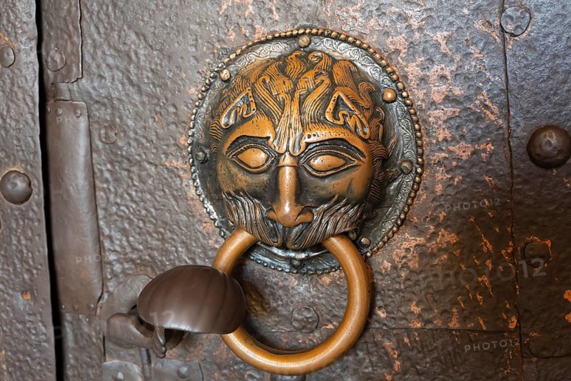 Historic Door Knocker, Löwenkopf, Frauenwörth Abbey, Fraueninsel, Chiemsee, Upper Bavaria, Bavaria, Germany
