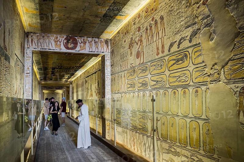 Colourful reliefs and wall paintings and hieroglyphs, tomb, Pharaoh Ramesses IX, Valley of the Kings, UNESCO World Heritage Site, Thebes, Luxor, Egypt