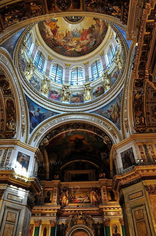Magnificent dome ceiling of a church with religious paintings, Saint Isaac's Cathedral, Saint Petersburg, St. Petersburg, Russia