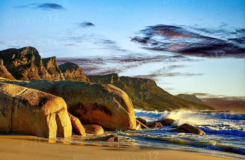 Camps Bay beach, Cape Town, rocky coast, rocks, lighting, evening mood, Western Cape, South Africa