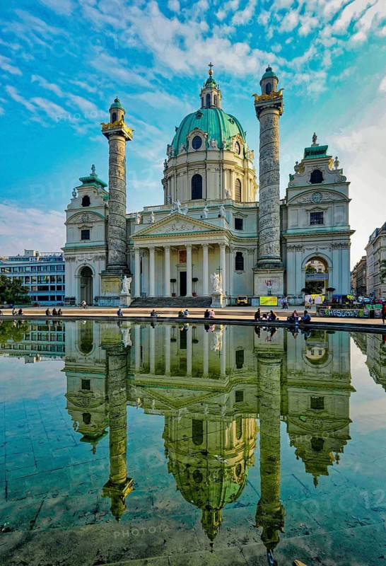 St. Charles Church in Vienna, Baroque church, Roman Catholic church, listed building, Vienna, Republic of Austria