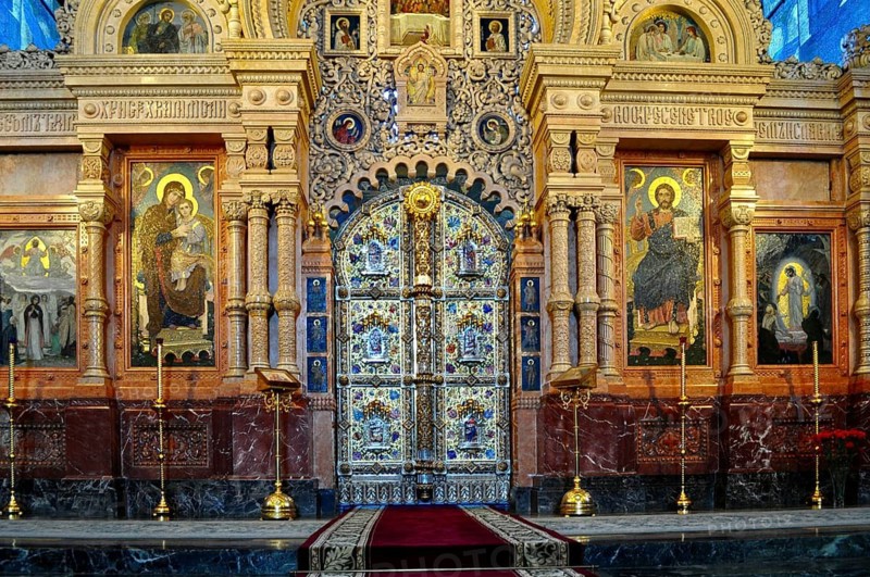 Colourful and decorated altar with religious icons in a church, Church of the Resurrection, Saint Petersburg, St. Petersburg, Russia